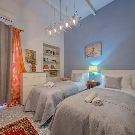 A 2br Authentic Townhouse With Rooftop By 360 Estates Apartment San Gwann