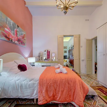 A 2br Authentic Townhouse With Rooftop By 360 Estates Apartment San Gwann