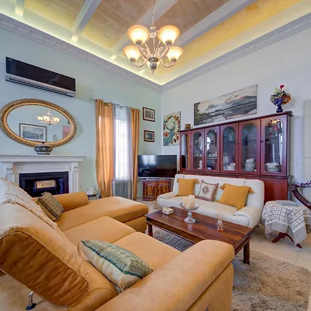 A 2br Authentic Townhouse With Rooftop By 360 Estates Appartamento San Ġwann